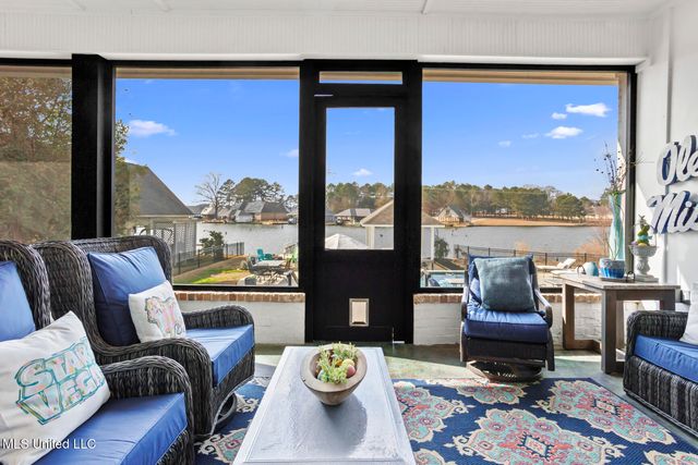 102 Northshore Point, Madison, MS 39110