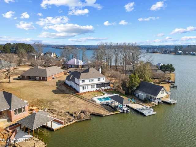 102 Northshore Point, Madison, MS 39110