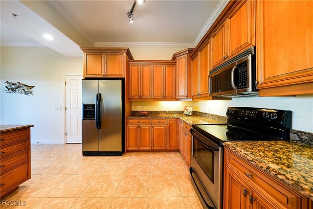 290 Lewis CIR 121, Punta Gorda, FL 33950