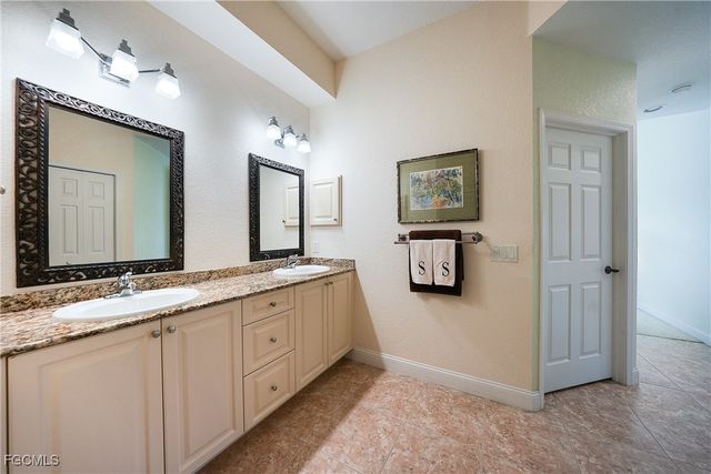 290 Lewis CIR 121, Punta Gorda, FL 33950