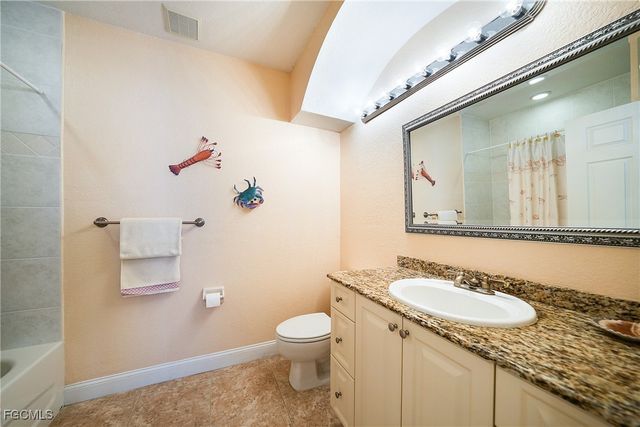 290 Lewis CIR 121, Punta Gorda, FL 33950