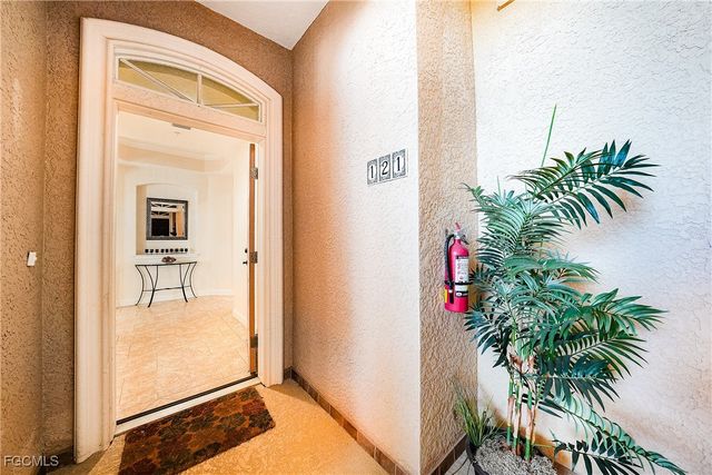 290 Lewis CIR 121, Punta Gorda, FL 33950