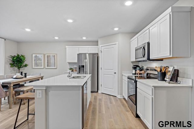 18482 Portal Street, Gretna, NE 68136
