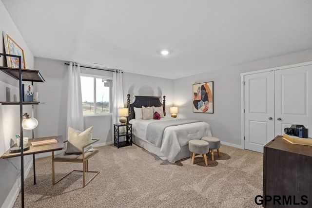18482 Portal Street, Gretna, NE 68136