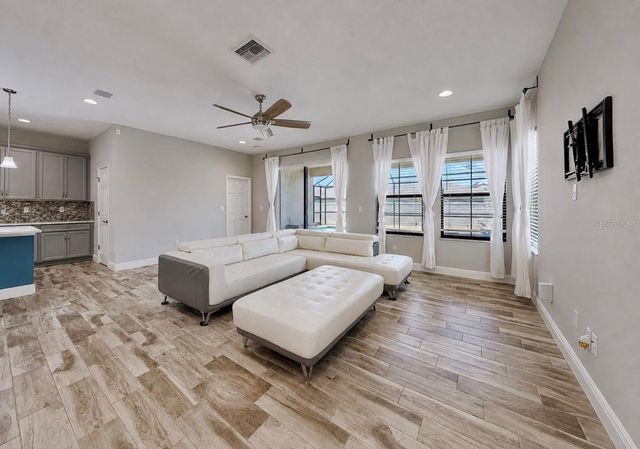 13121 FOXTAIL FERN DRIVE, Riverview, FL 33579