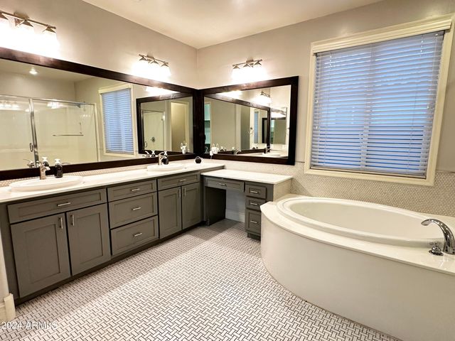 2303 E Dogwood Drive, Chandler, AZ 85286
