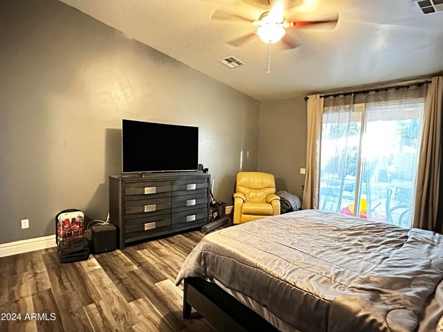2303 E Dogwood Drive, Chandler, AZ 85286