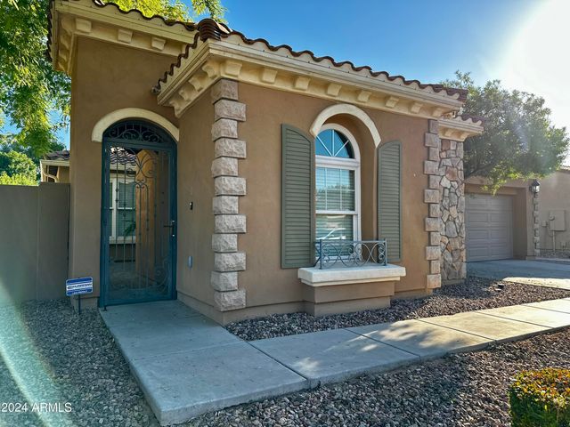 2303 E Dogwood Drive, Chandler, AZ 85286