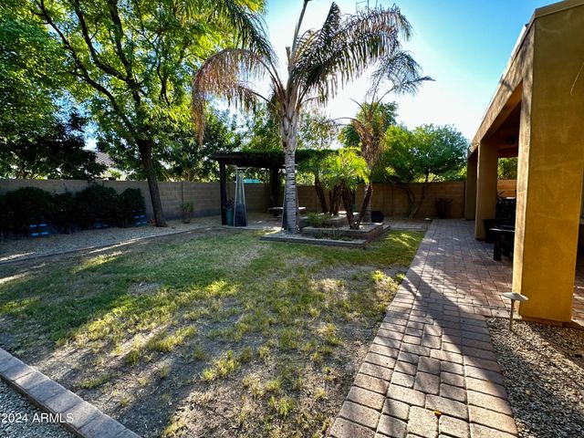 2303 E Dogwood Drive, Chandler, AZ 85286