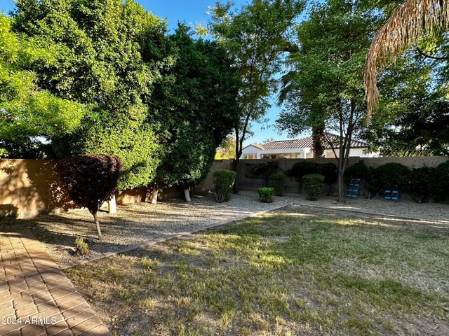 2303 E Dogwood Drive, Chandler, AZ 85286