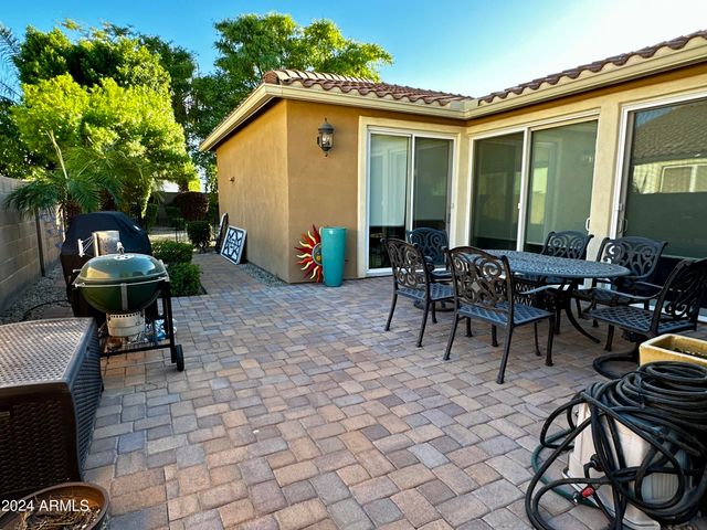 2303 E Dogwood Drive, Chandler, AZ 85286