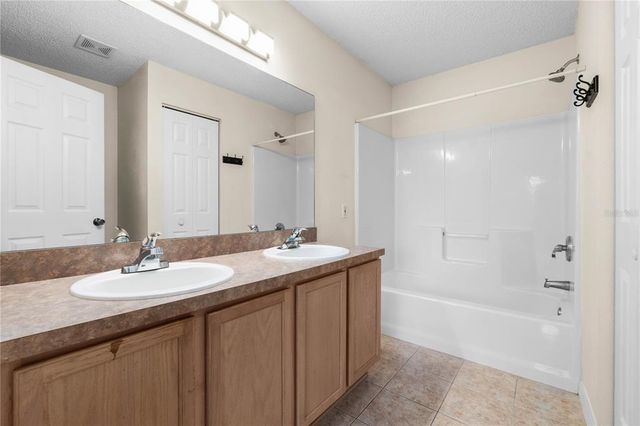 31 PILLAR LANE, Palm Coast, FL 32164