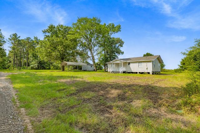 223 Rush Creek Lane, Trinity, TX 75862