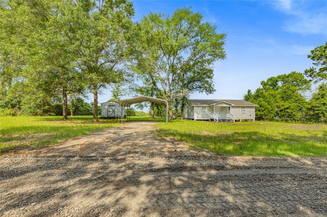 223 Rush Creek Lane, Trinity, TX 75862