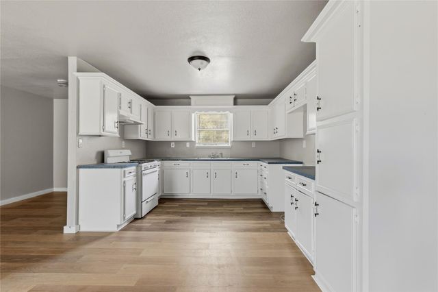 223 Rush Creek Lane, Trinity, TX 75862