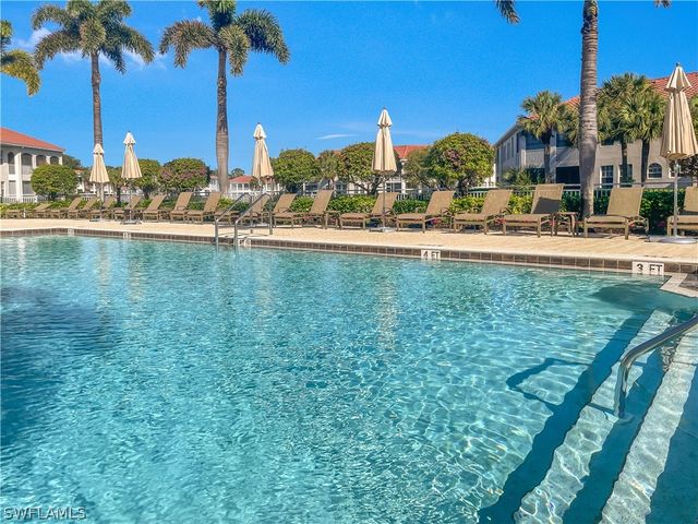 1000 L Ambiance CIR 201, Naples, FL 34108