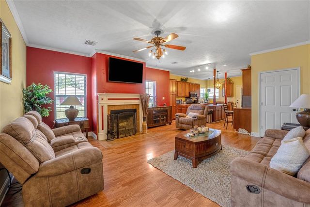 2801 3rd Street, Lake Charles, LA 70615