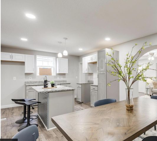 203 N Wheatland Avenue, Columbus, OH 43204