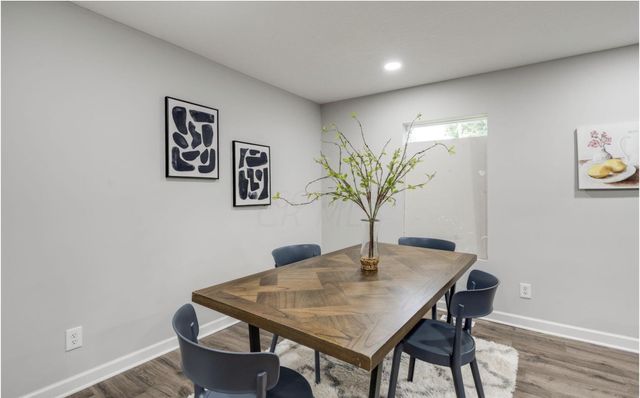 203 N Wheatland Avenue, Columbus, OH 43204