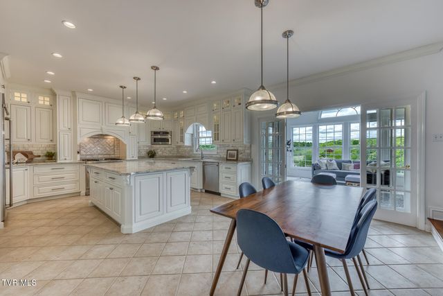 151 Laurel Ridge Drive, Jonesborough, TN 37659