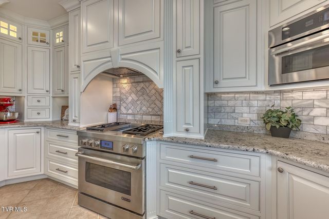 151 Laurel Ridge Drive, Jonesborough, TN 37659