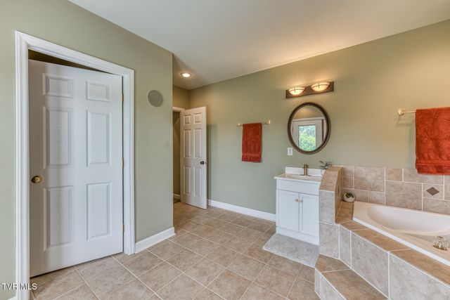 151 Laurel Ridge Drive, Jonesborough, TN 37659