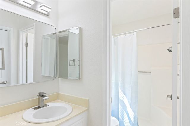 392 San Dimas, Oceanside, CA 92057