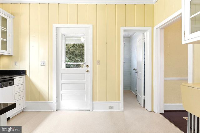 1302 LITTLEPAGE ST, Fredericksburg, VA 22401