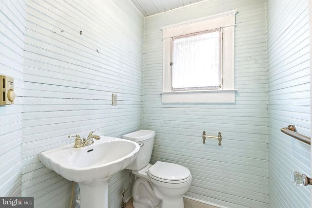 1302 LITTLEPAGE ST, Fredericksburg, VA 22401