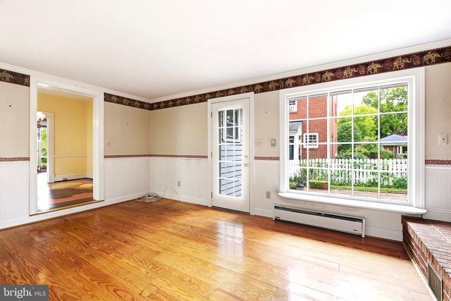 1302 LITTLEPAGE ST, Fredericksburg, VA 22401