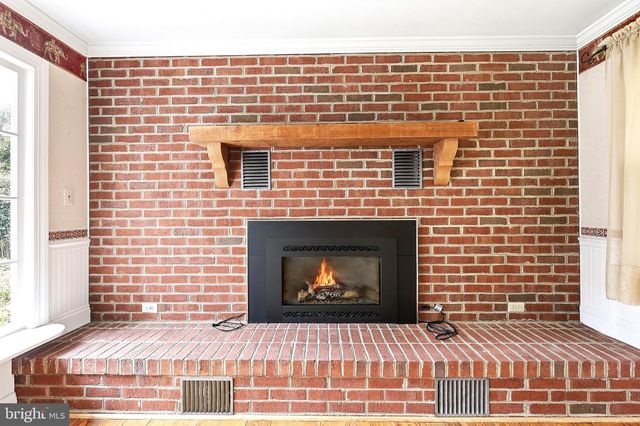 1302 LITTLEPAGE ST, Fredericksburg, VA 22401