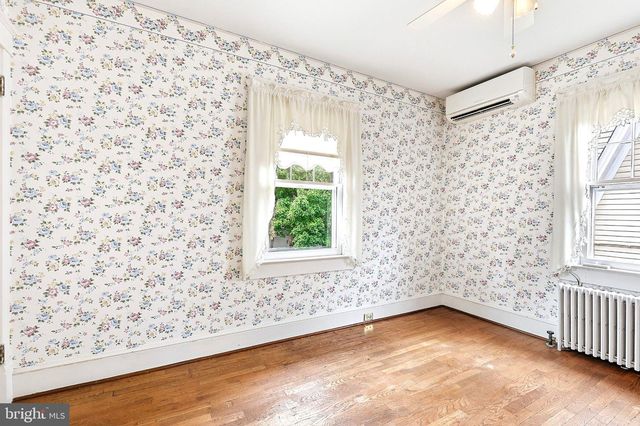 1302 LITTLEPAGE ST, Fredericksburg, VA 22401