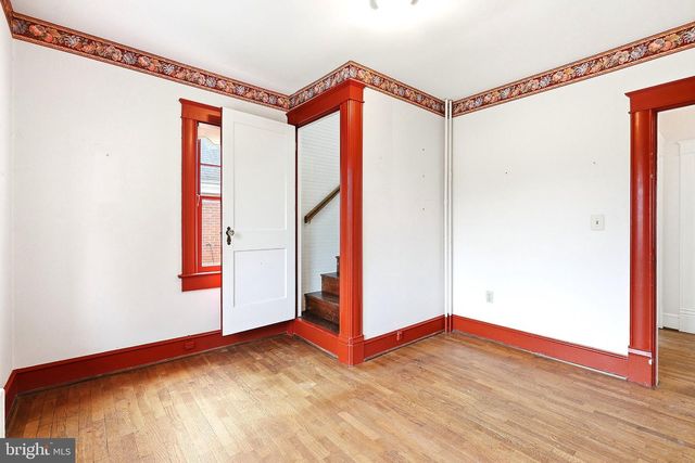 1302 LITTLEPAGE ST, Fredericksburg, VA 22401