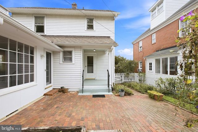 1302 LITTLEPAGE ST, Fredericksburg, VA 22401