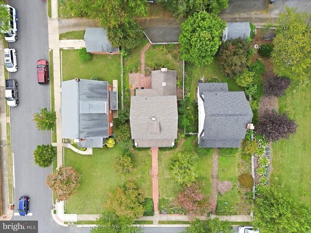 1302 LITTLEPAGE ST, Fredericksburg, VA 22401