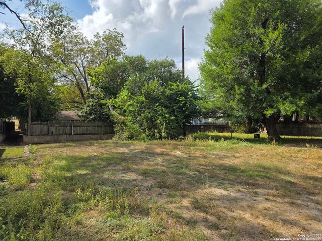330 Montclair, Alamo Heights, TX 78209