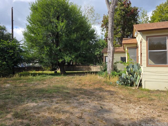 330 Montclair, Alamo Heights, TX 78209