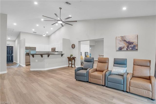 3802 La Rue ST, Fort Myers, FL 33905