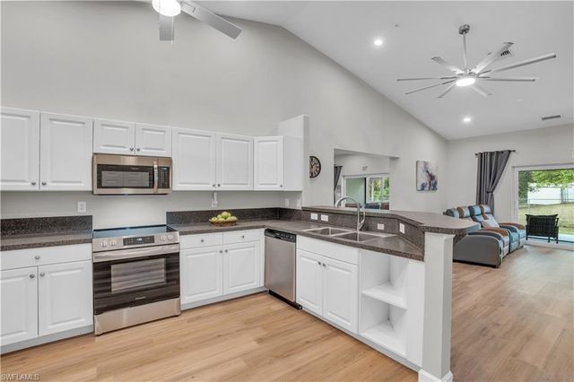 3802 La Rue ST, Fort Myers, FL 33905