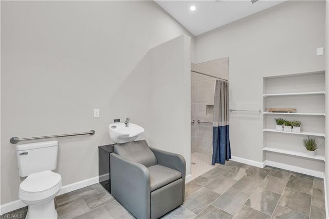 3802 La Rue ST, Fort Myers, FL 33905