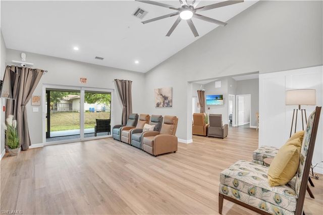 3802 La Rue ST, Fort Myers, FL 33905