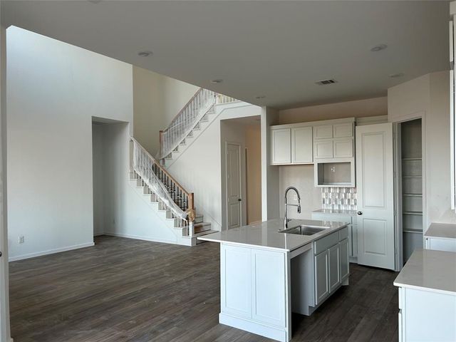 2519 Precious Coral Drive, Rosharon, TX 77583