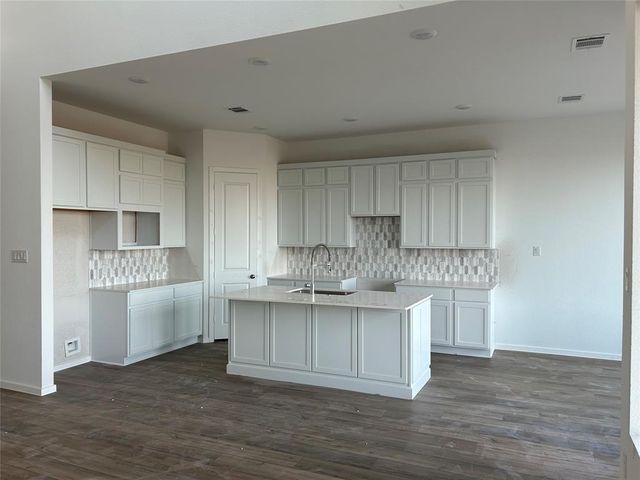 2519 Precious Coral Drive, Rosharon, TX 77583