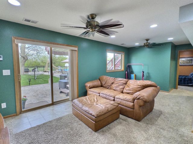 715 Acacia Drive S, Annandale, MN 55302