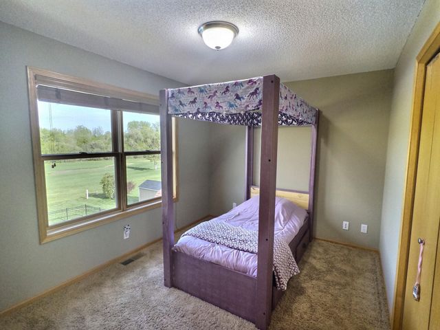 715 Acacia Drive S, Annandale, MN 55302