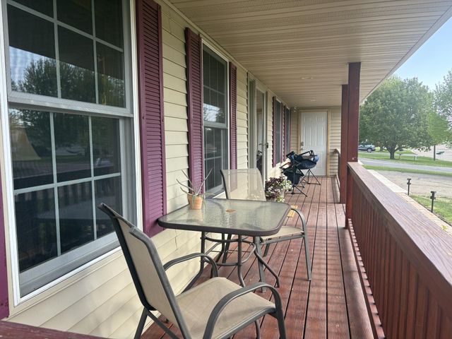 715 Acacia Drive S, Annandale, MN 55302