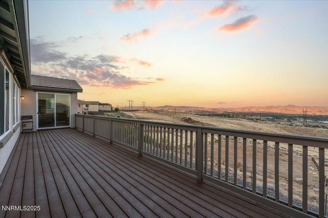 1080 S University Park Loop, Reno, NV 89512