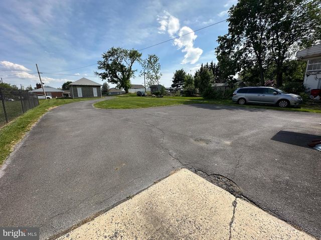 1204 VIRGINIA AVE, Hagerstown, MD 21740