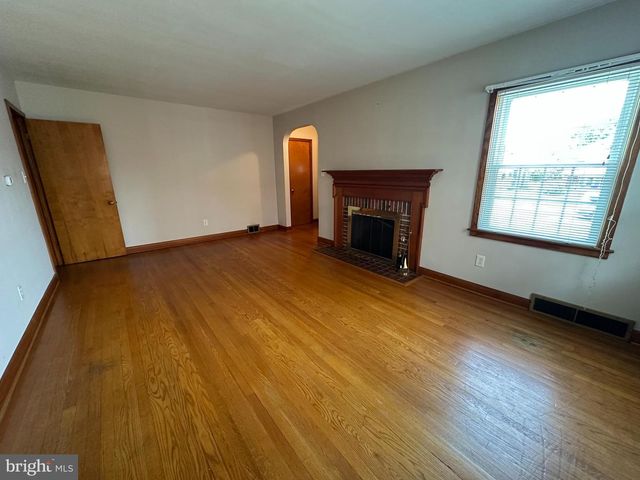 1204 VIRGINIA AVE, Hagerstown, MD 21740