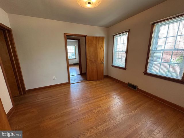 1204 VIRGINIA AVE, Hagerstown, MD 21740